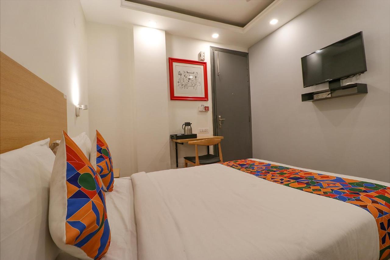 Fabhotel The Chaitanyas Rohini Sec 18 Delhi  Luaran gambar