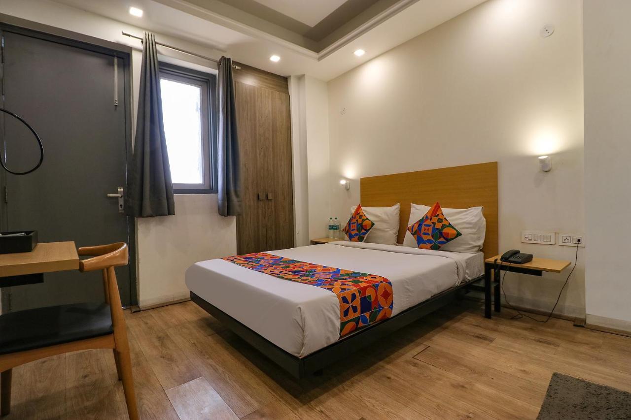 Fabhotel The Chaitanyas Rohini Sec 18 Delhi  Luaran gambar