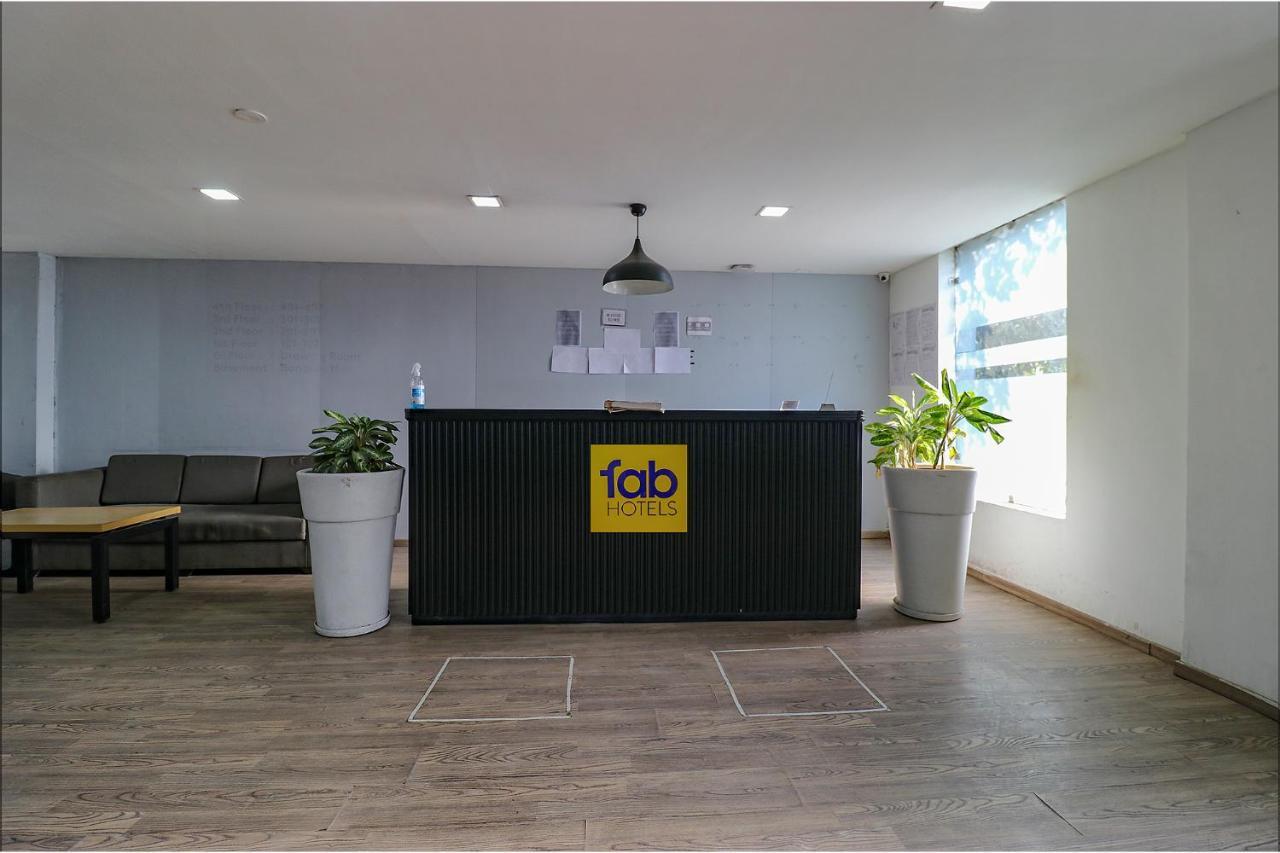 Fabhotel The Chaitanyas Rohini Sec 18 Delhi  Luaran gambar
